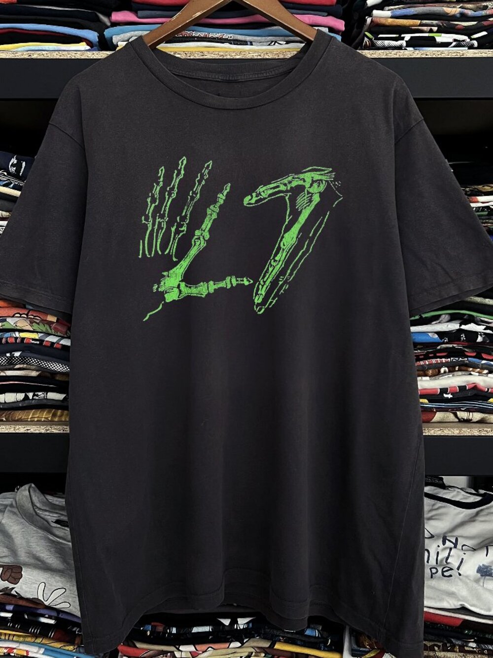 90s L7 Hand Sign Black Tee